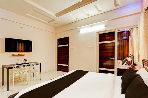 super collection o q suites madhapur