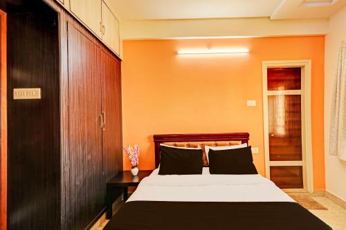 super collection o q suites madhapur