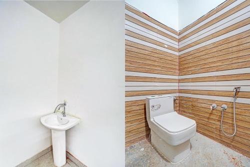 hotel o chawlas hotel and restaurant