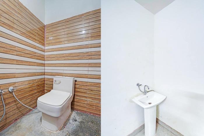 hotel o chawlas hotel and restaurant