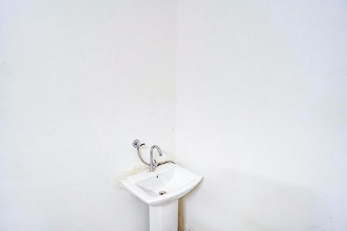 hotel o chawlas hotel and restaurant