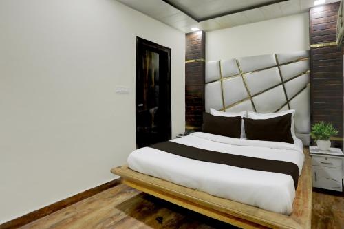hotel o shipraj inn