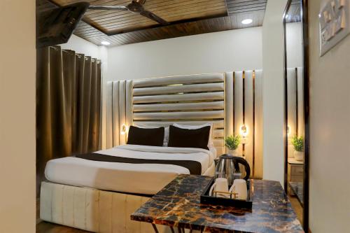 hotel o shipraj inn