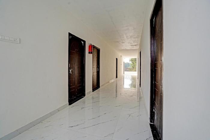 hotel o hira royal palace and lawn