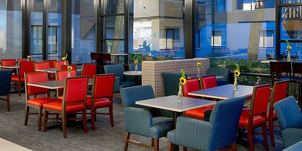 holiday inn express nashville airport by ihg