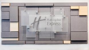 holiday inn express nashville airport by ihg