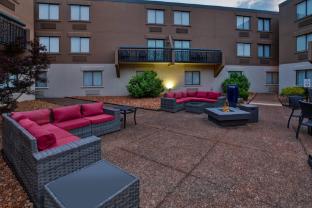 holiday inn express nashville airport by ihg