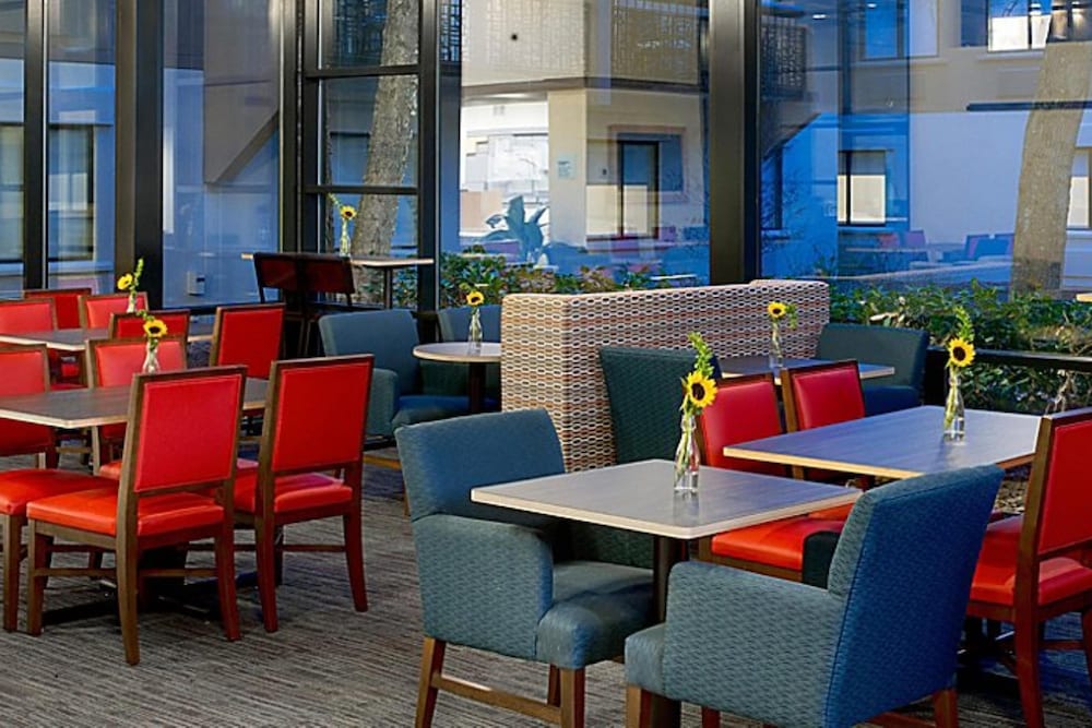 holiday inn express nashville airport by ihg