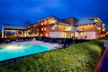 holiday inn express nashville airport by ihg