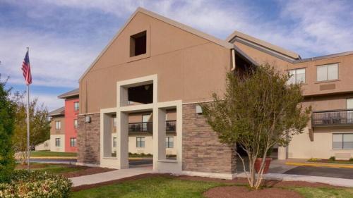 holiday inn express nashville airport by ihg