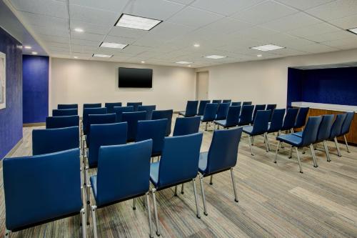 holiday inn express nashville airport by ihg