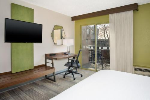 holiday inn express nashville airport by ihg