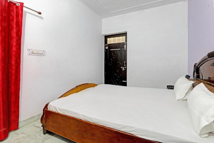 hotel o jankipuram paradise hotel