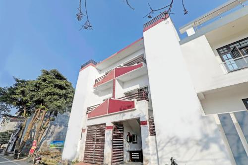 hotel o jankipuram paradise hotel