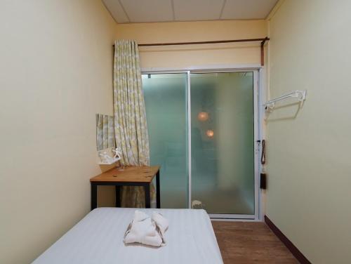 ez sleep at ratchada 19