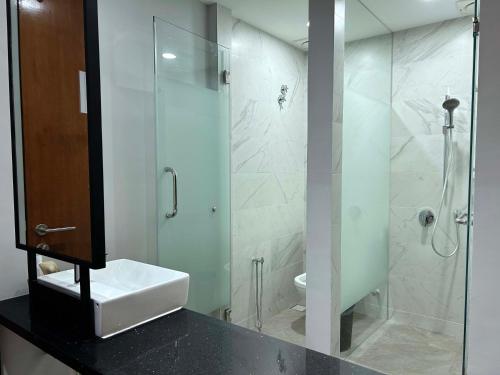 crosview hotel