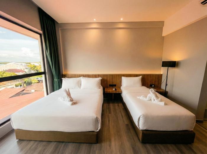 crosview hotel