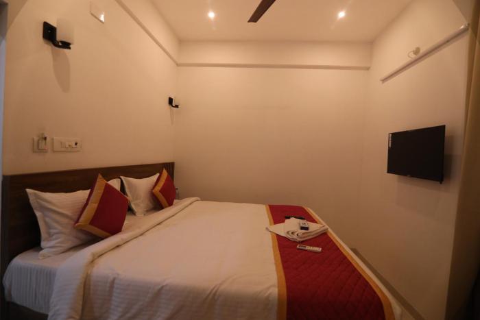 j park auroville beach