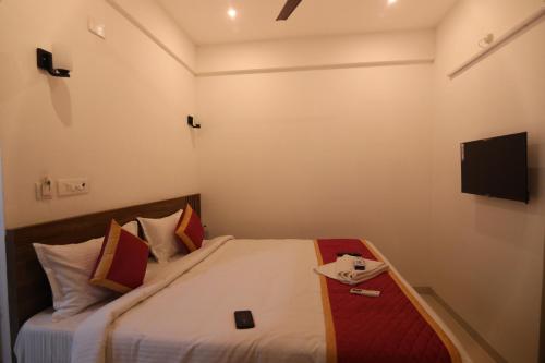 j park auroville beach