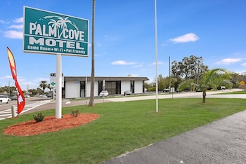 palm cove motel
