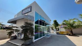 duck house hostel and resort khonkaen