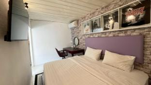 duck house hostel and resort khonkaen