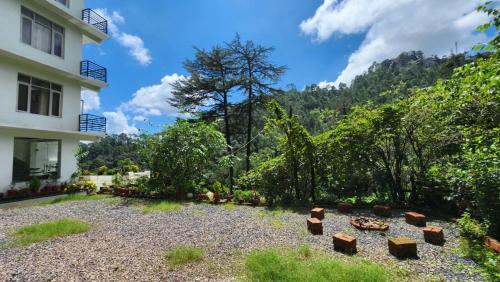 solitude inn by epic hospitality