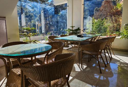 solitude inn by epic hospitality