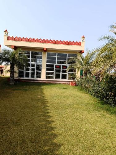 hotel yuvraj nature