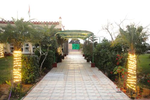 hotel yuvraj nature