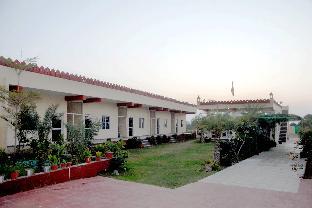 hotel yuvraj nature