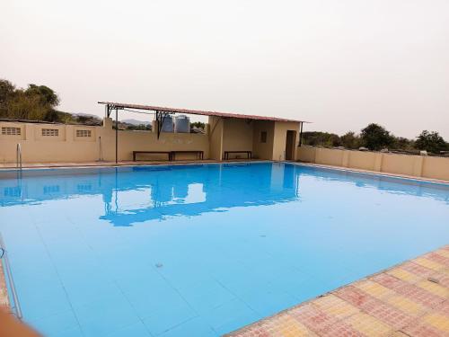 hotel yuvraj nature