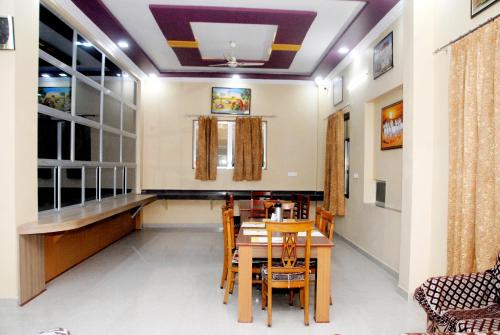 hotel yuvraj nature