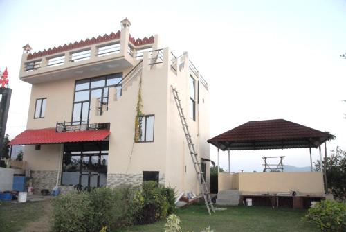 hotel yuvraj nature