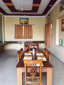hotel yuvraj nature