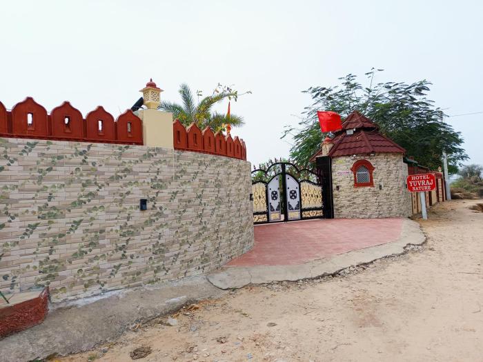 hotel yuvraj nature