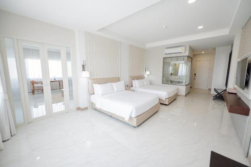 the navy house hotel