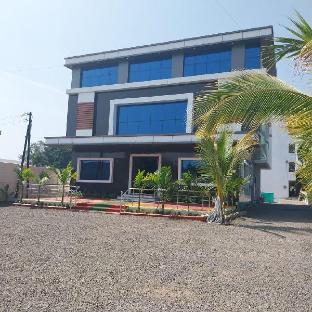 vakratunda executive