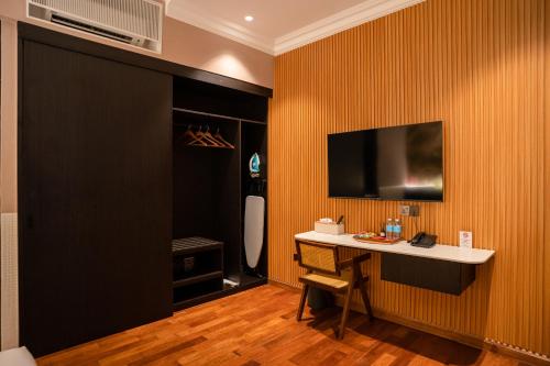 the palm suite tanjung tokong