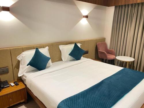 Hotel Emora Tree,,3 star