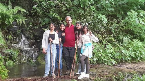 the himalayan heaven homestay binsar