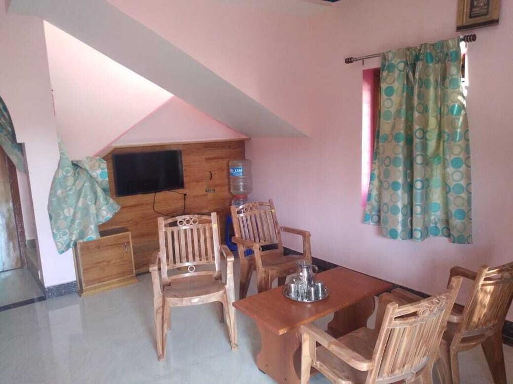 pph living thulasiramans home stay