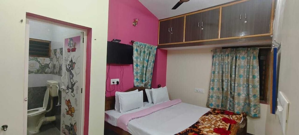 pph living thulasiramans home stay