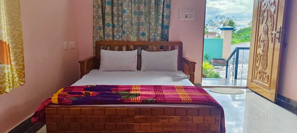 pph living thulasiramans home stay