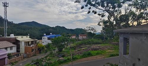 pph living thulasiramans home stay