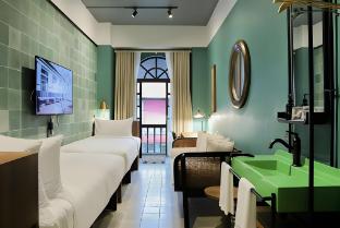 the payang hotel