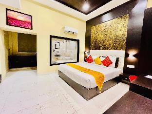 hotel grand udaipur rooftop cafe swimming pool