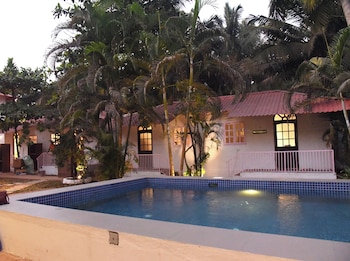 arambol sweet lake resort