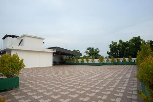 daffodils luxury airport suites