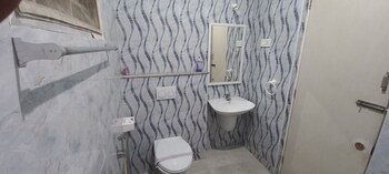 shantham service apartments indumangar